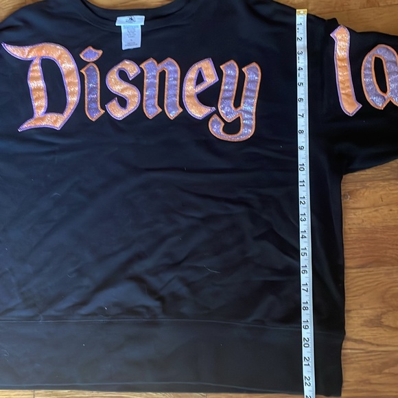 Disneyland Halloween Long sleeve - Picture 9 of 10